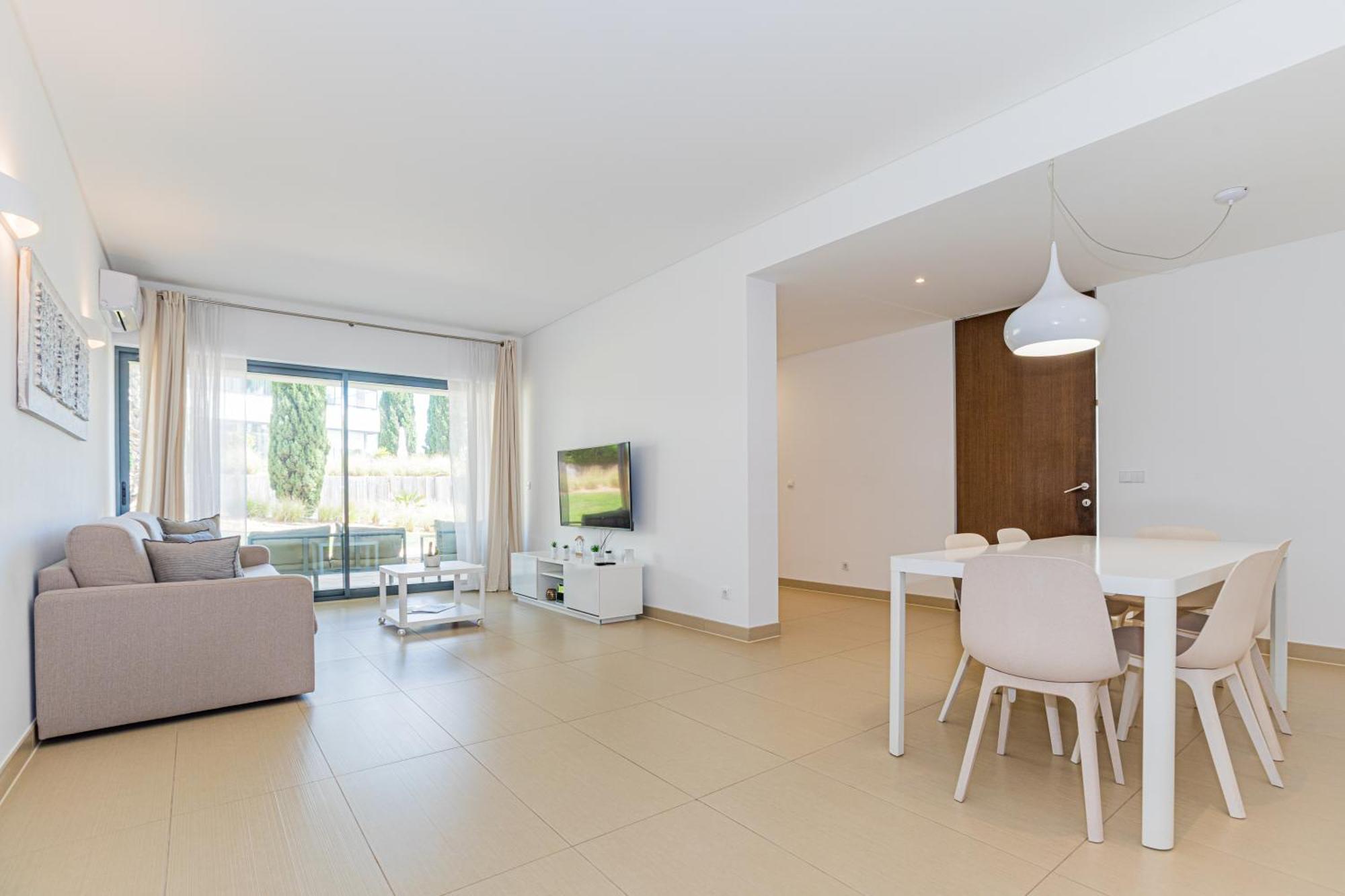 Cavalo Preto Luxury Beach Apartment By Golden Zenith كوارتيرا المظهر الخارجي الصورة
