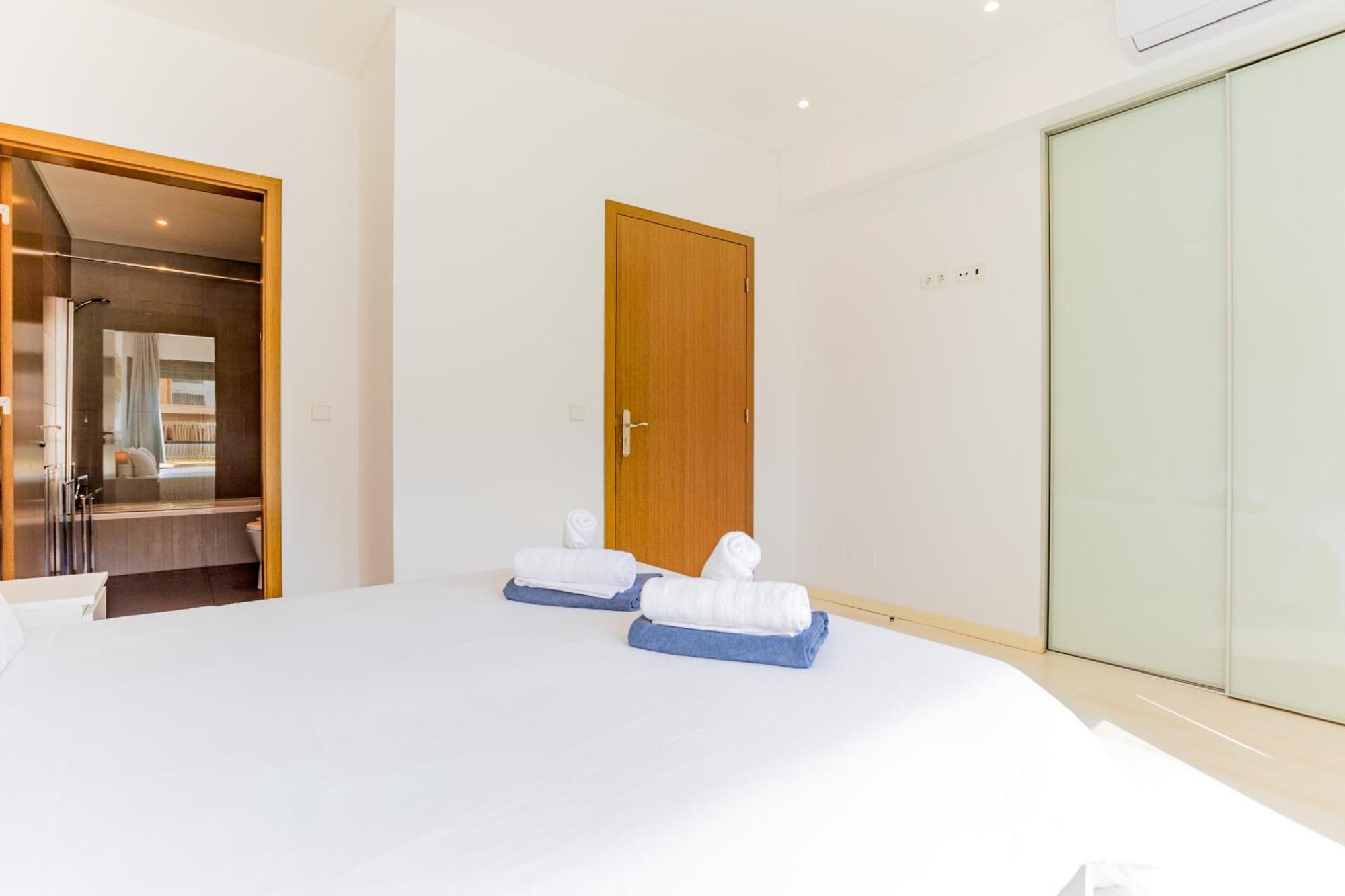 Cavalo Preto Luxury Beach Apartment By Golden Zenith كوارتيرا المظهر الخارجي الصورة