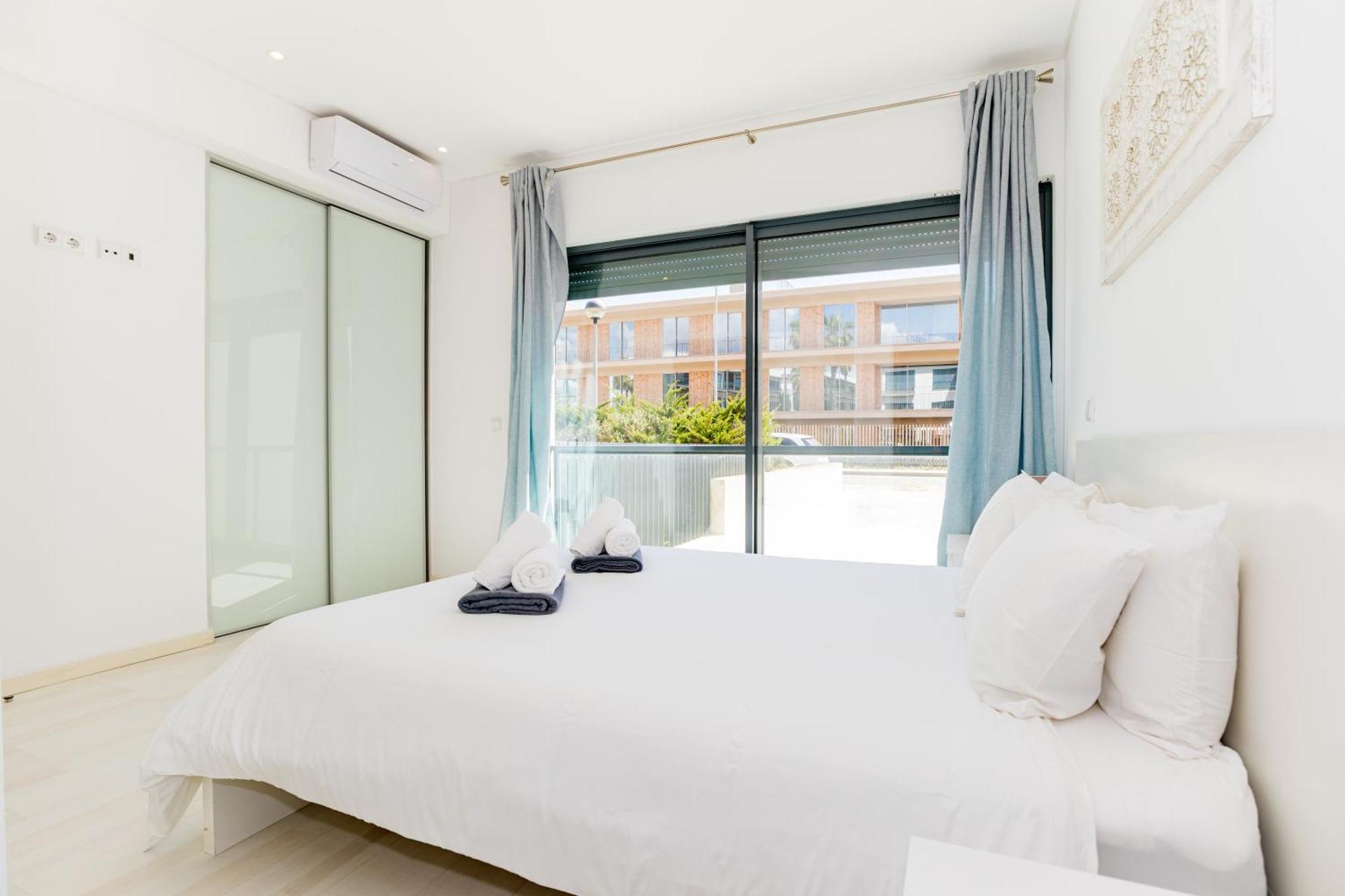 Cavalo Preto Luxury Beach Apartment By Golden Zenith كوارتيرا المظهر الخارجي الصورة